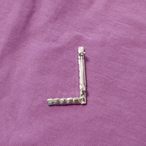 Letter L Rhinestone Pin - Picture 2 of 3